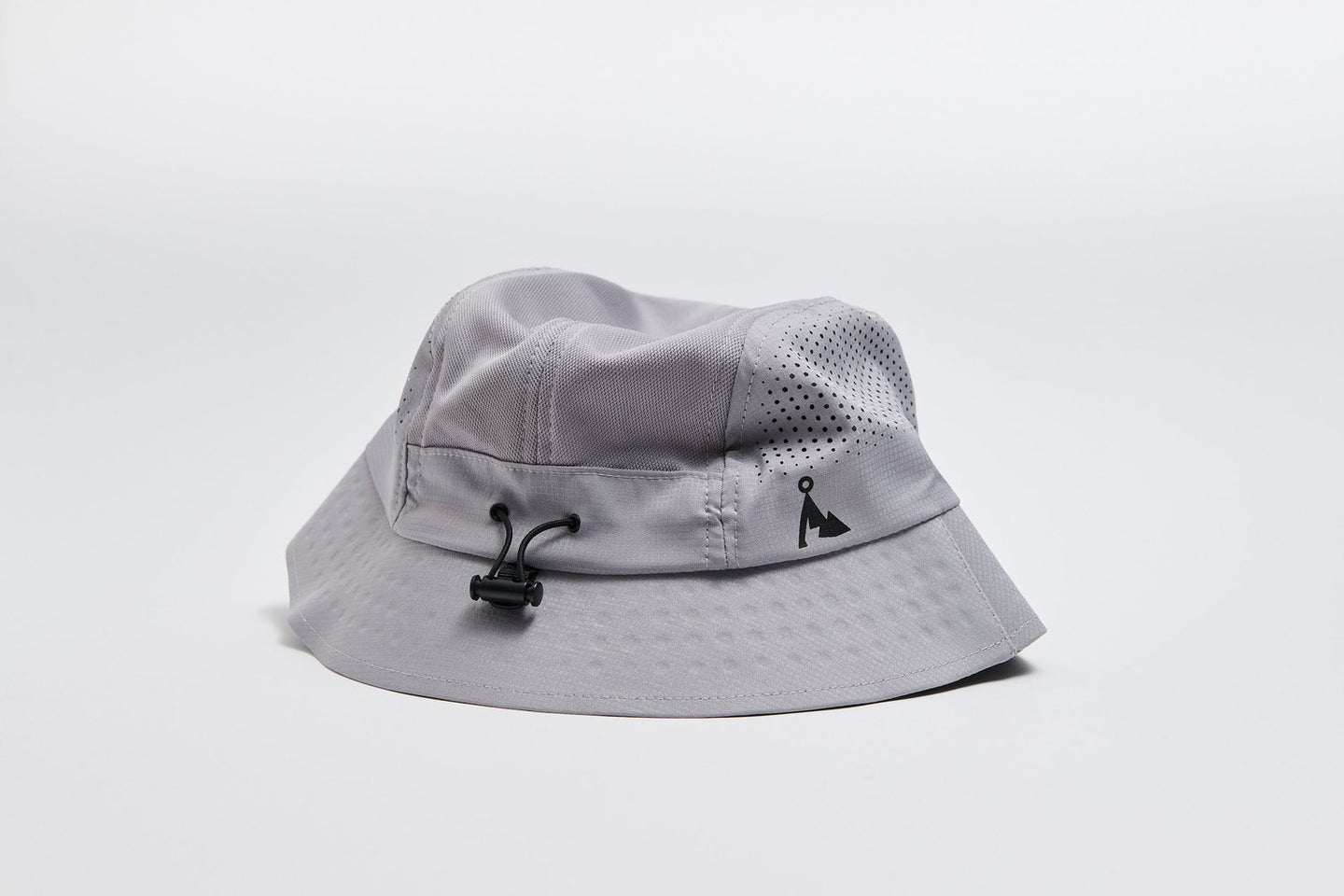 VAGA Feather Bucket Hat – Aluminium Grey / Black