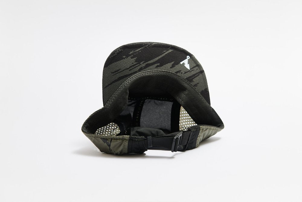 VAGA Wind Resistant Feather Racing Cap - Black / Charcoal