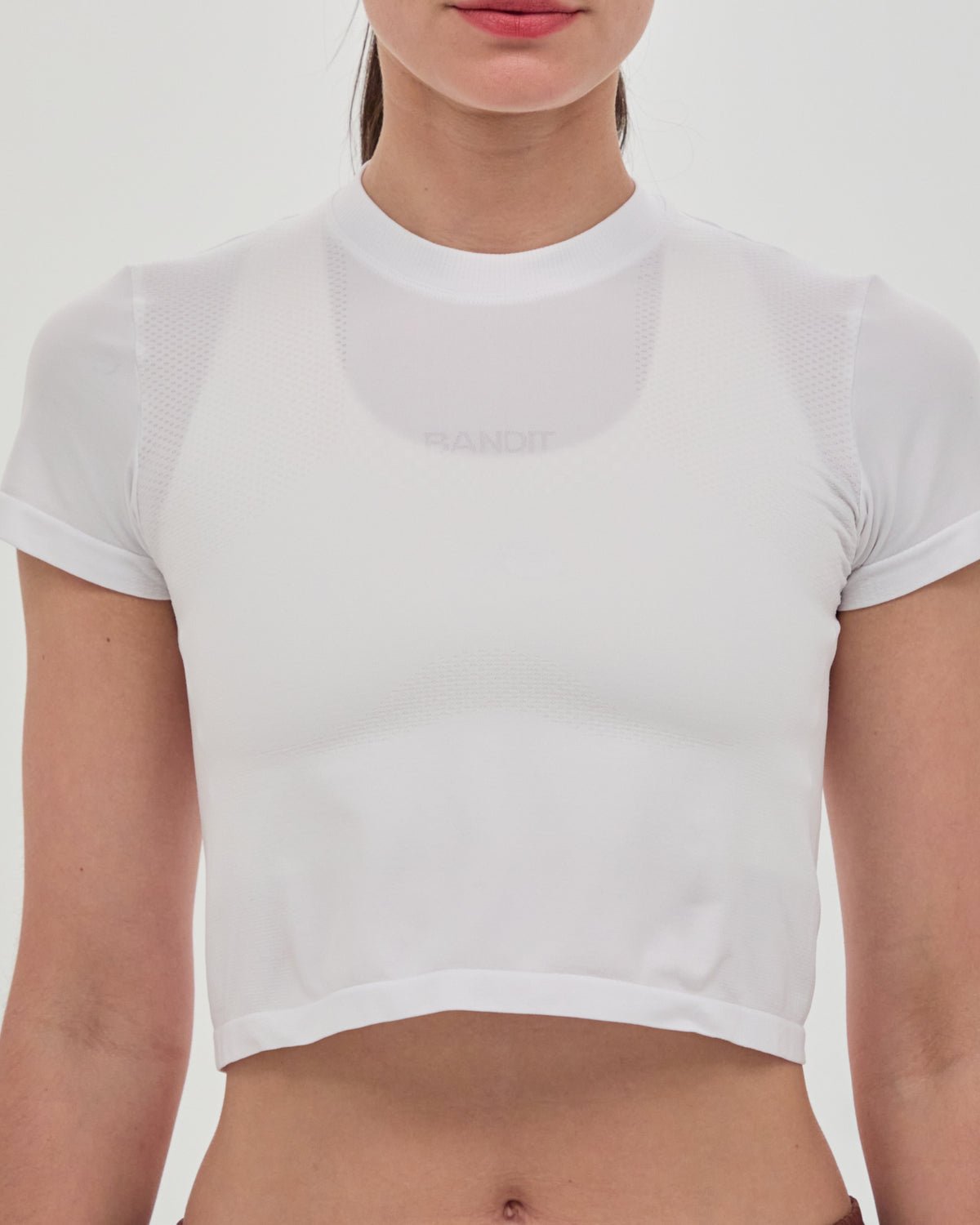 Bandit Mercury Seamless™ Women's Crop Tee - White - Interval Running
