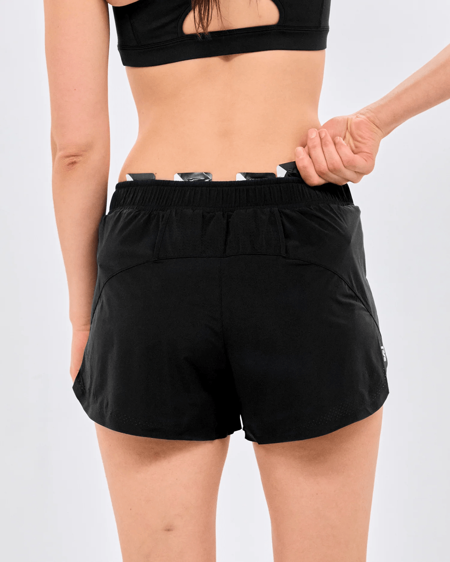 Bandit Vento™ 4" Women's Wave Short - Black - Interval Running