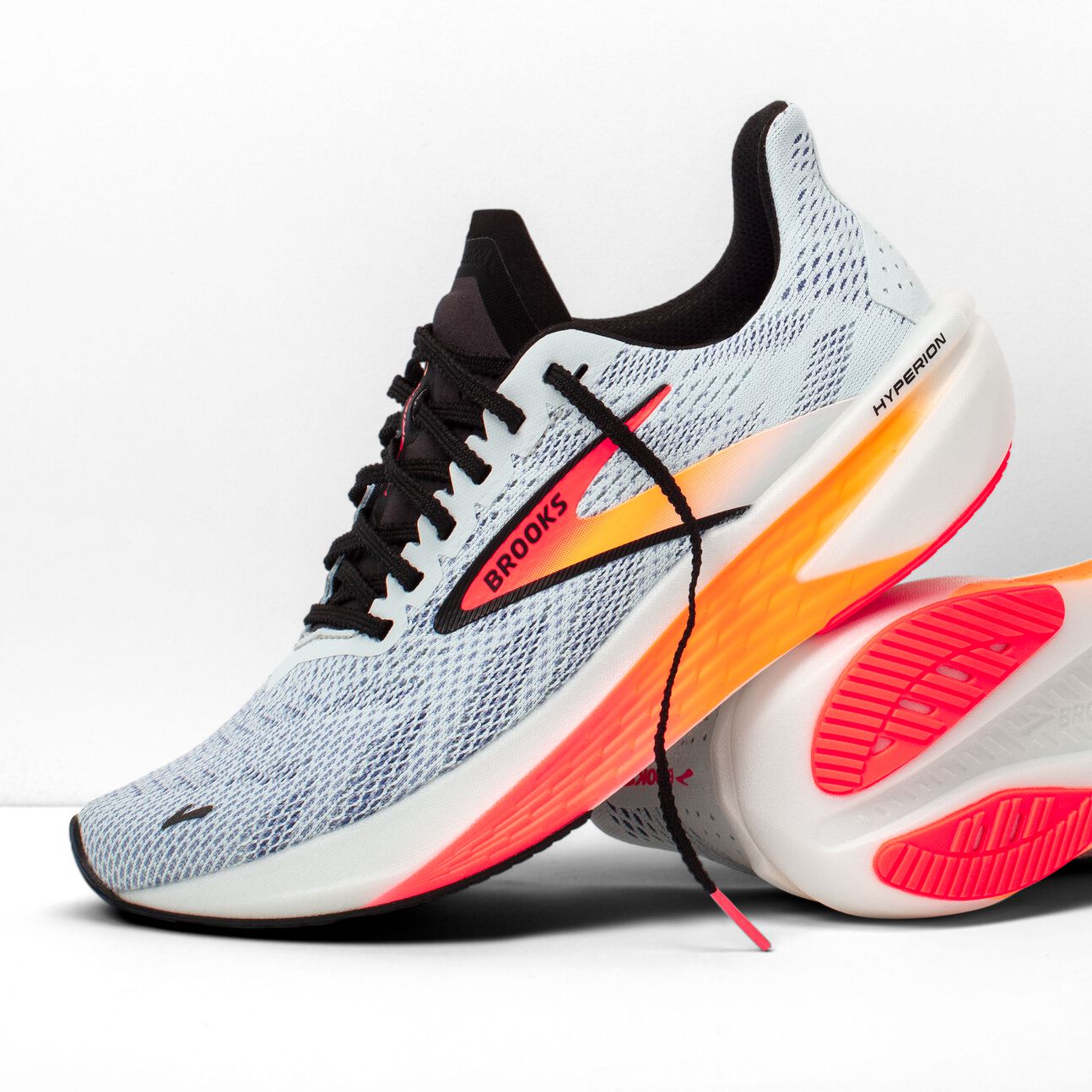 Brooks Men's Hyperion 2 – Illusion Coral & Black – Interval Running