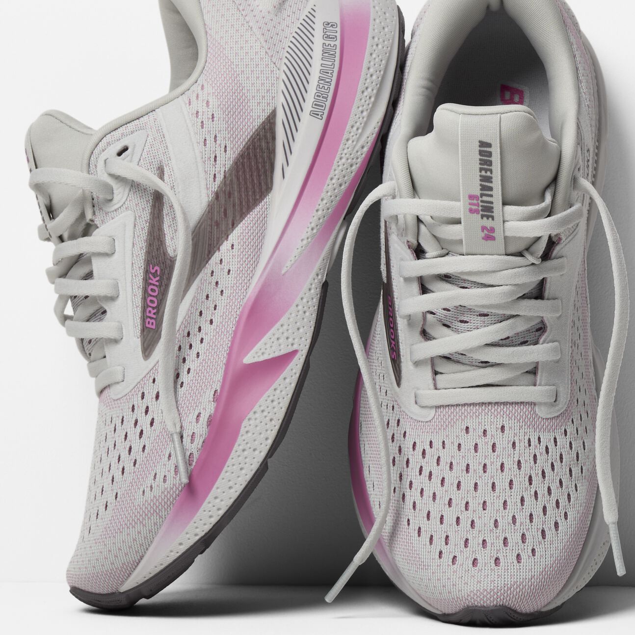Brooks Women's Adrenaline GTS 24 – Oyster/Excalibur/Pink - Interval Running