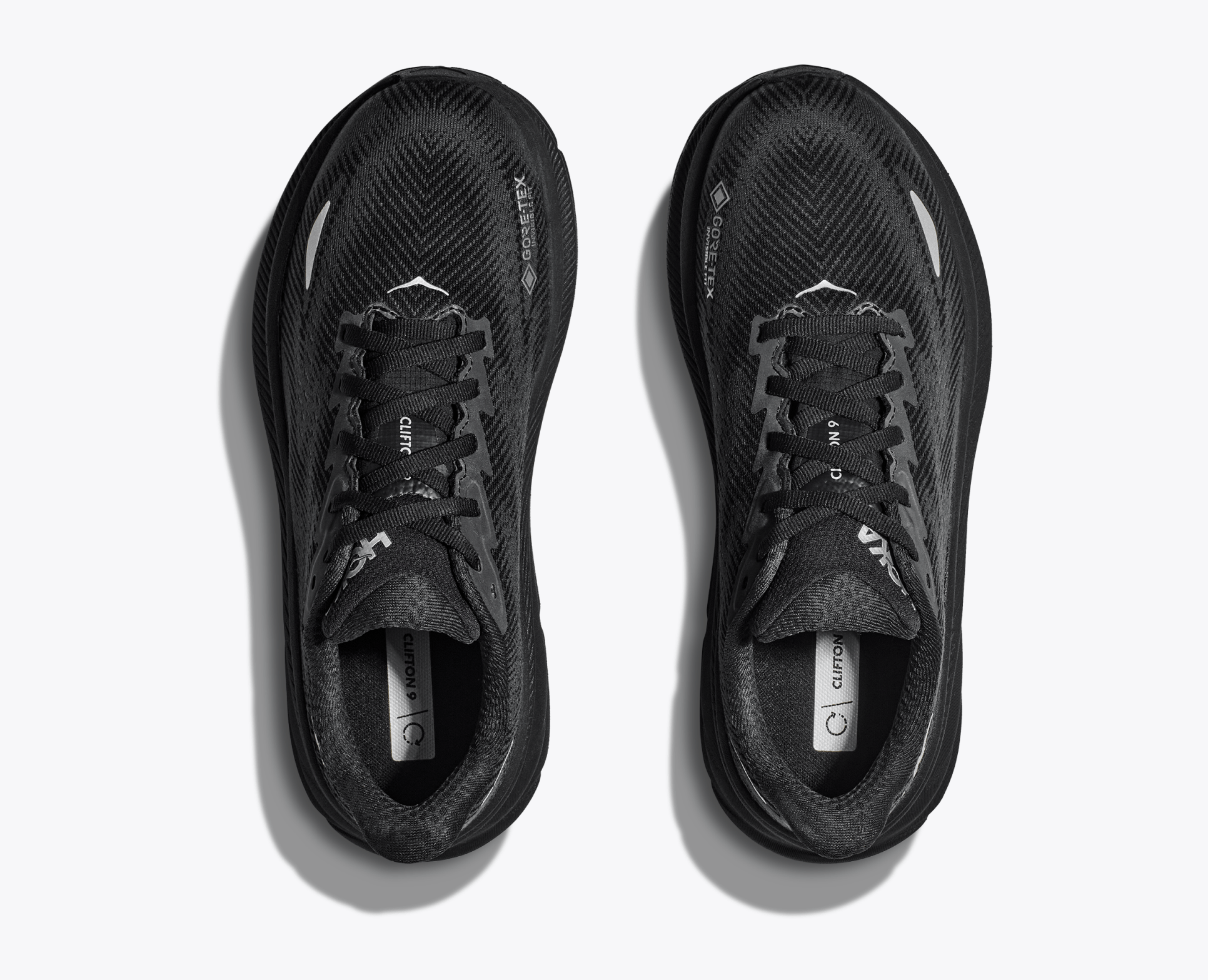 Hoka Women's Clifton 9 GORE - TEX - Black / Black - Interval Running