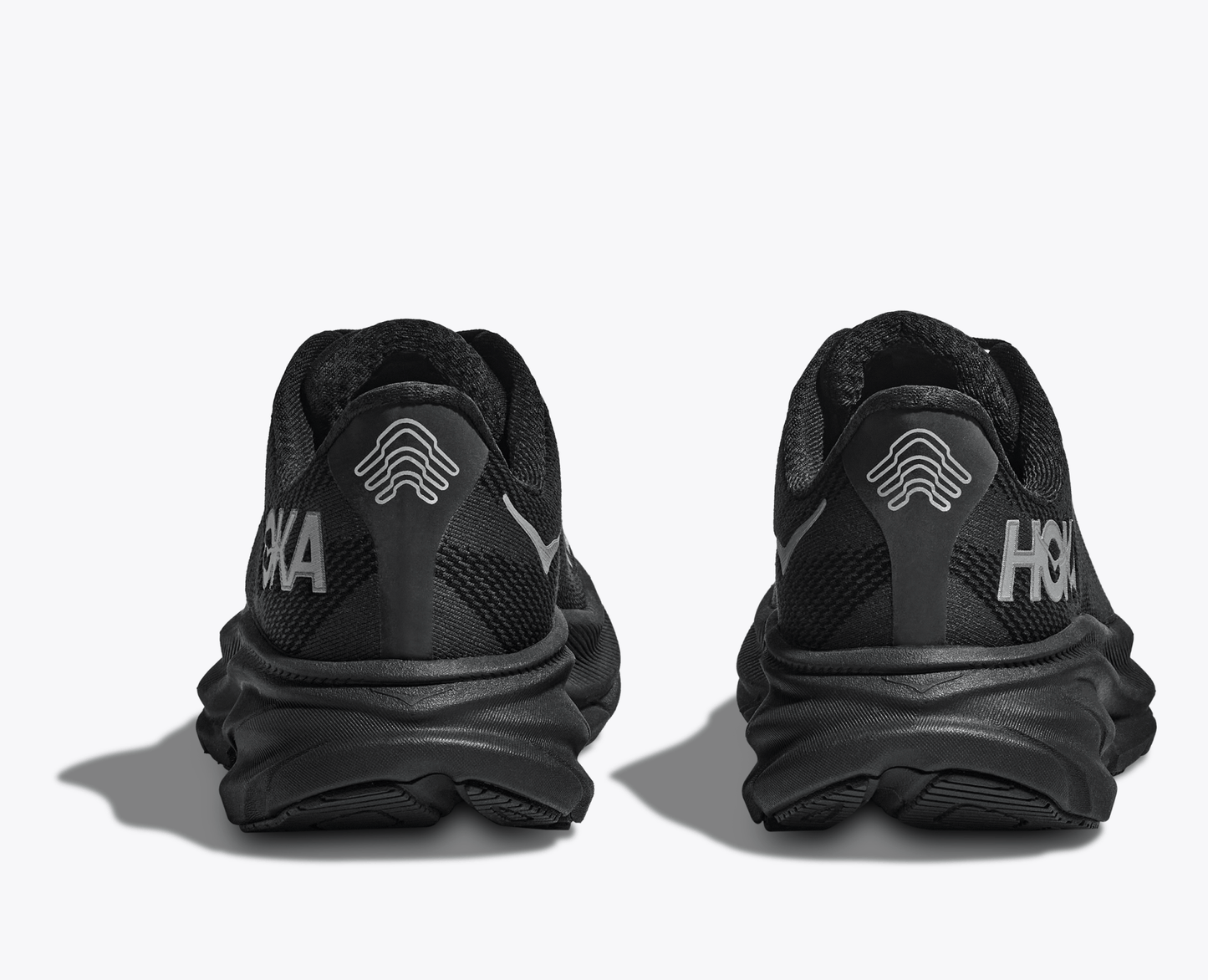 Hoka Women's Clifton 9 GORE - TEX - Black / Black - Interval Running