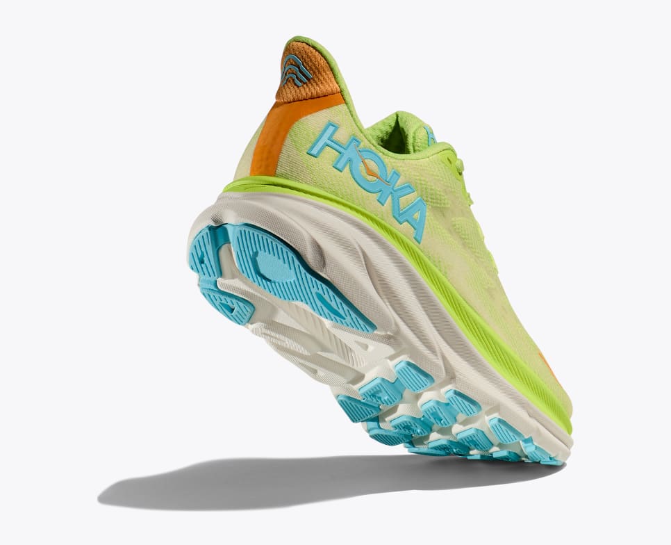 Hoka Women's Clifton 9 - Lettuce / Solar Flare - Interval Running