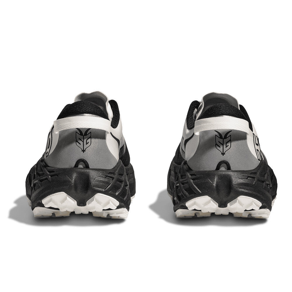 Hoka Women's Speedgoat 7 - Black / White - Interval Running