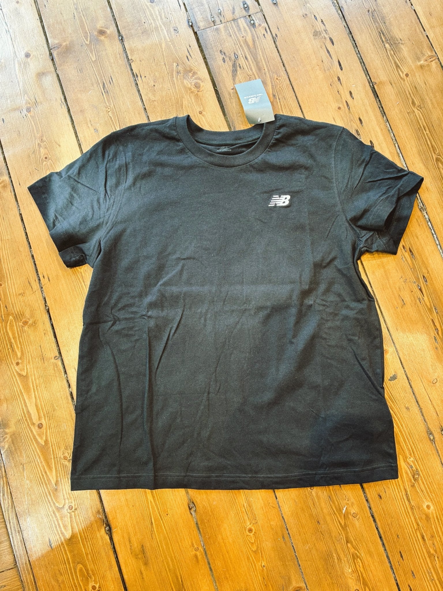 Interval x New Balance | Edi Fringe Tee | Black | Womens - Interval Running