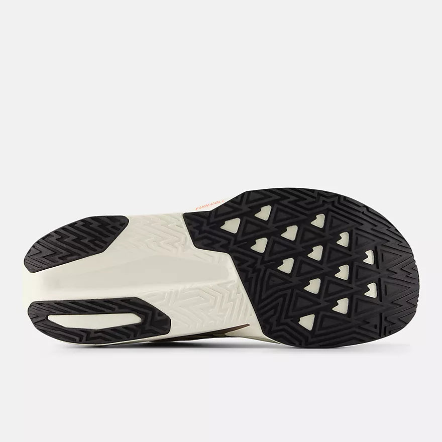 New Balance Women's FuelCell Rebel v5 | Angora with Earth Shadow and Sea Salt - Interval Running