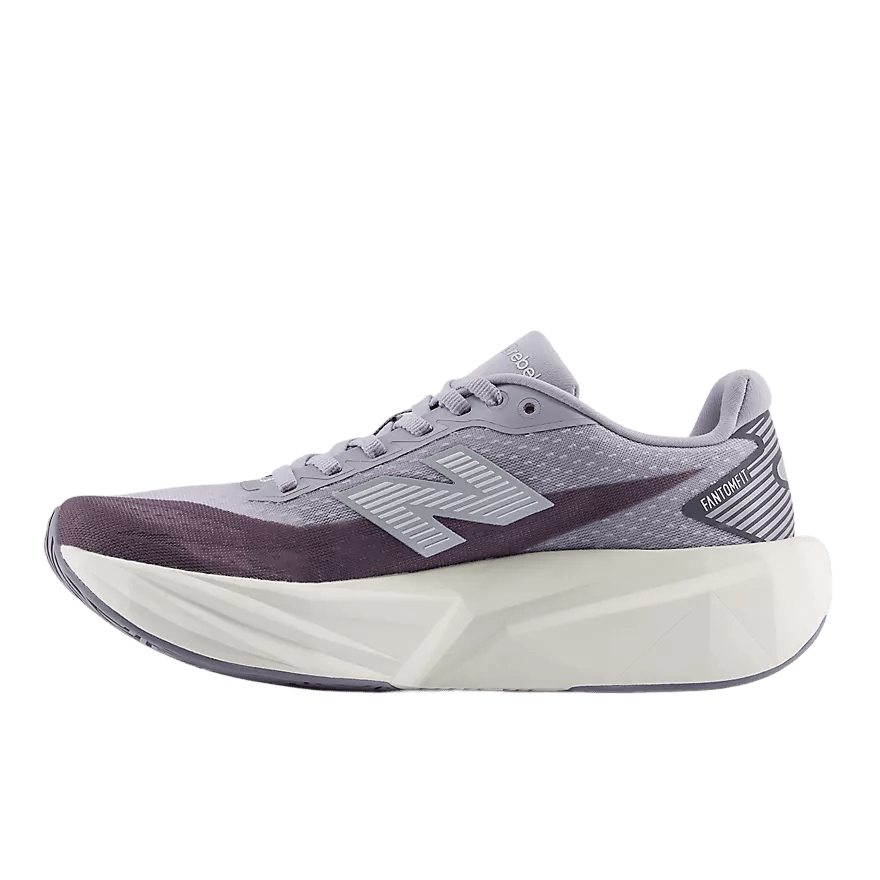 New Balance Women's FuelCell Rebel v5 – Digital Mist with Magnet - Interval Running