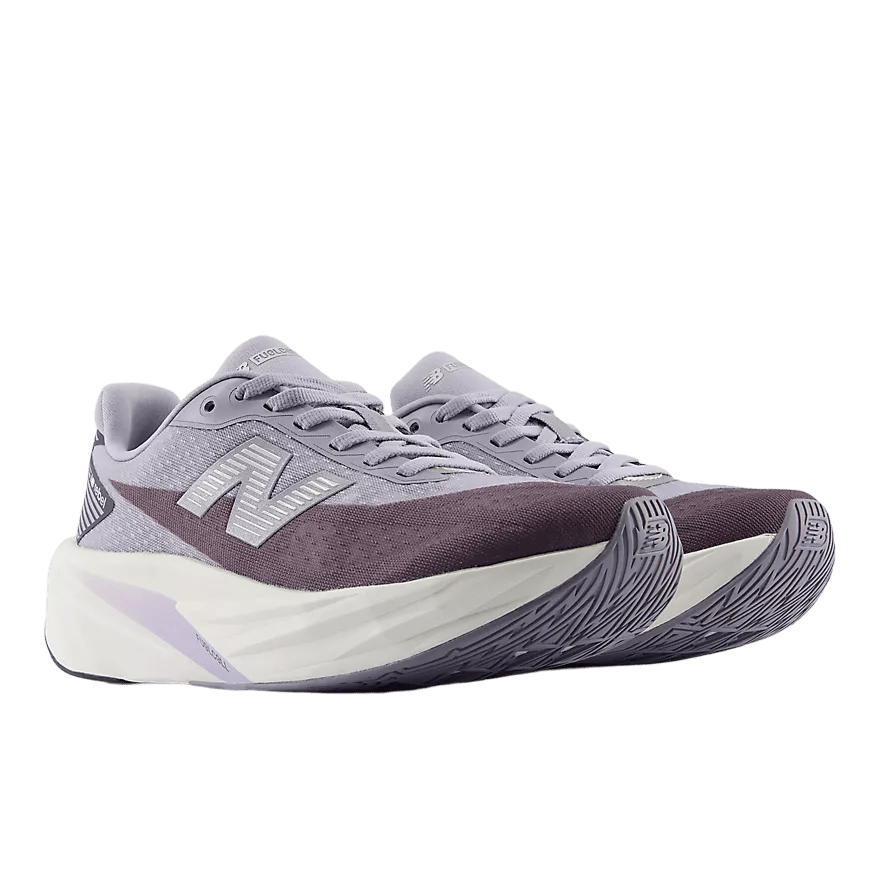 New Balance Women's FuelCell Rebel v5 – Digital Mist with Magnet - Interval Running