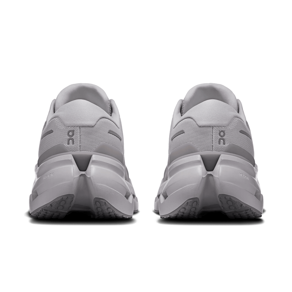 On Men’s Cloudrunner 3 - Glacier / Alloy - Interval Running