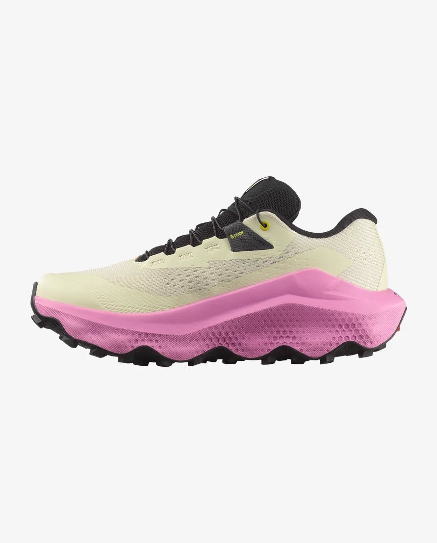 Salomon Women's Ultra Glide 3 | Almond Milk / Cyclamen / Black - Interval Running