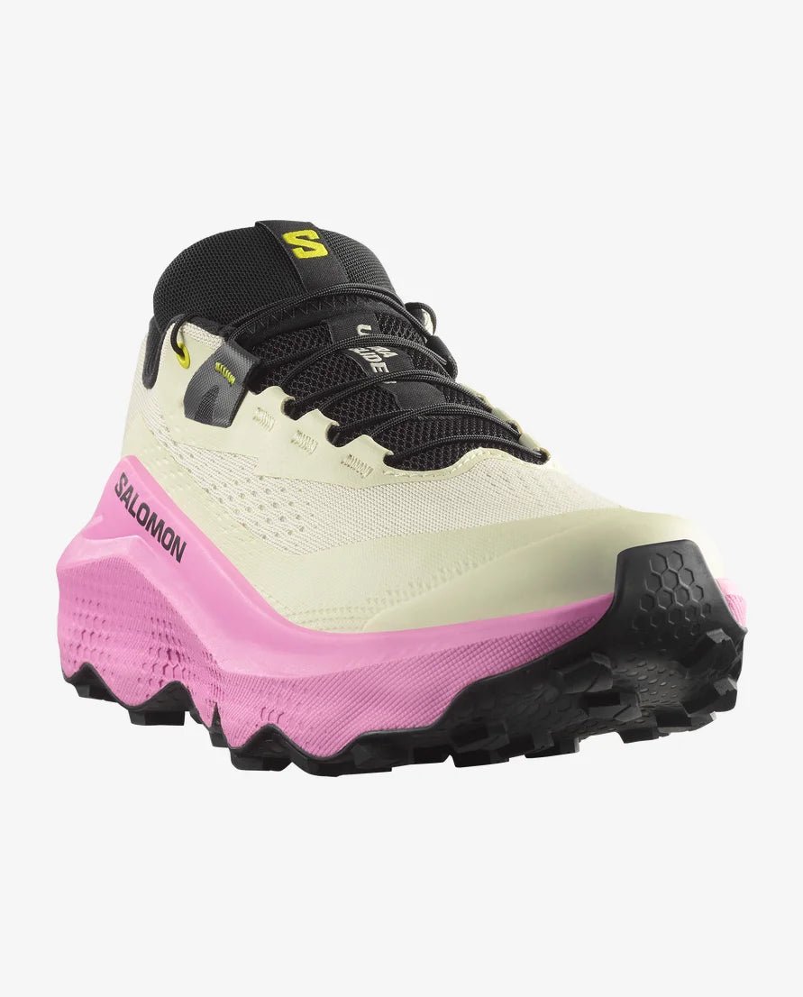 Salomon Women's Ultra Glide 3 | Almond Milk / Cyclamen / Black - Interval Running