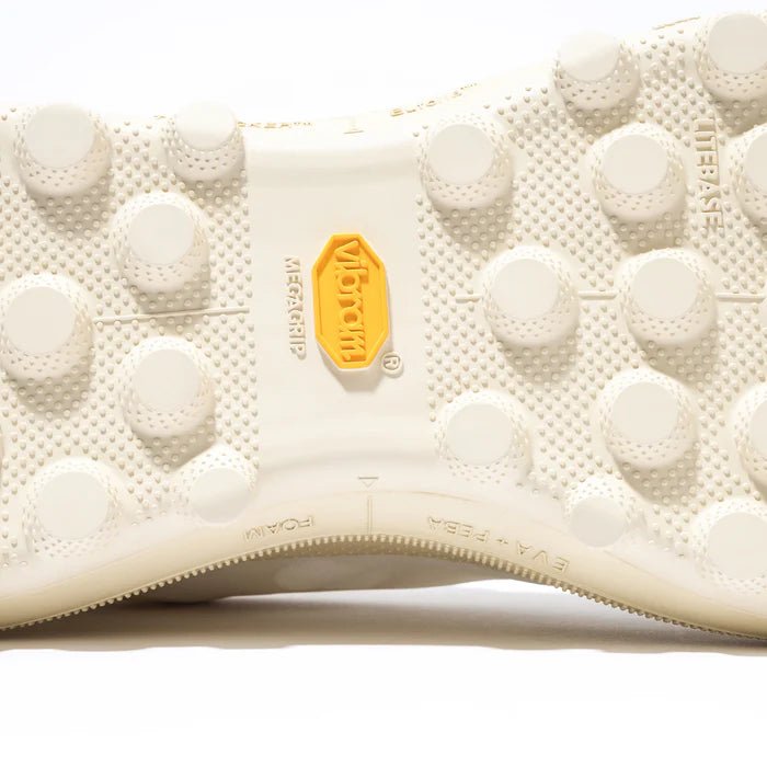 Satisfy TheRocker - Antique White - Interval Running