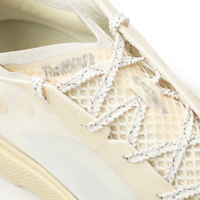 Satisfy TheRocker - Antique White - Interval Running