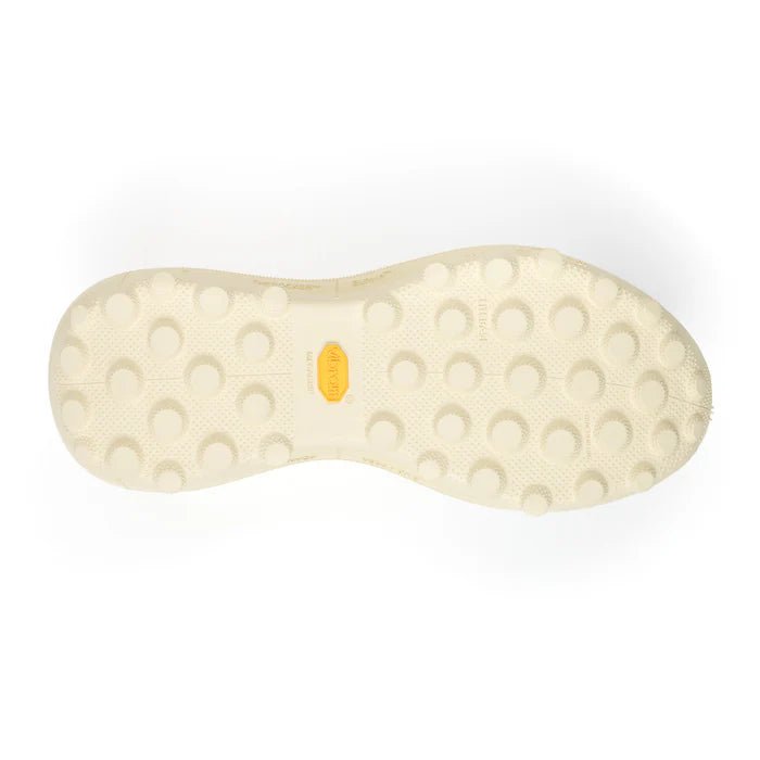 Satisfy TheRocker - Antique White - Interval Running