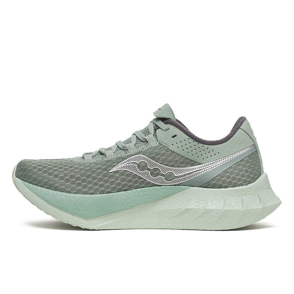 Saucony Men's Endorphin Pro 4 | Iceberg / Carbon - Interval Running