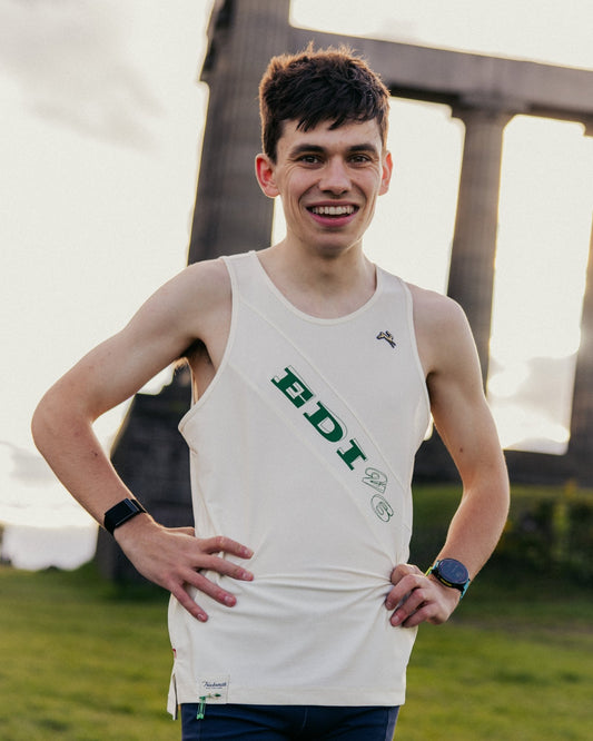 Tracksmith Men's Van Cortlandt Singlet – Edi '26 – Ivory - Interval Running