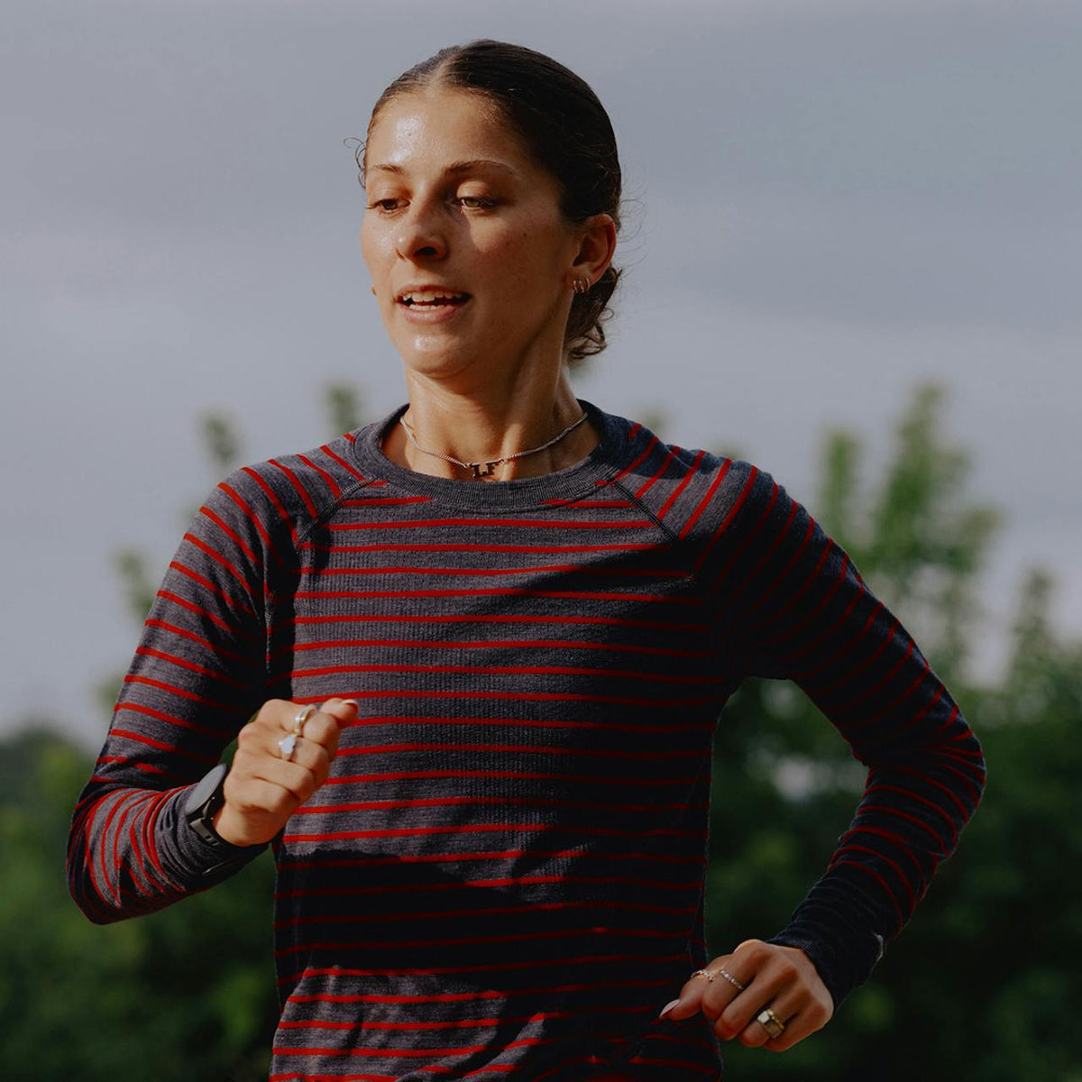 Tracksmith Women's Brighton Base Layer – Navy/Racing Red Stripe - Interval Running