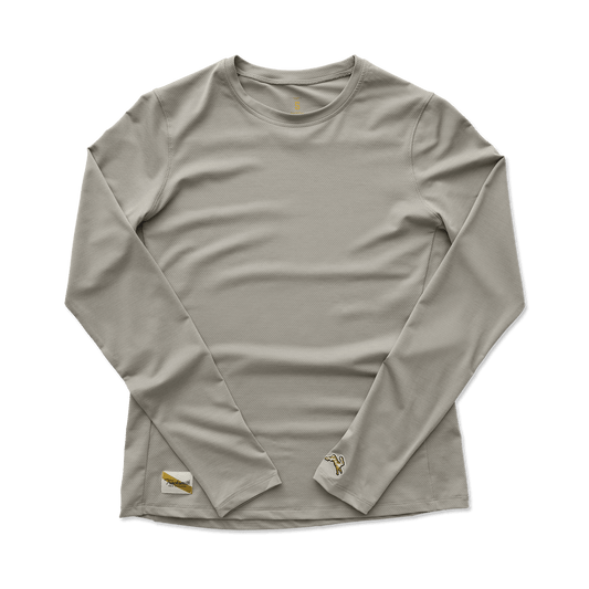 Tracksmith Women's Long Sleeve Session Tee – Dove - Interval Running