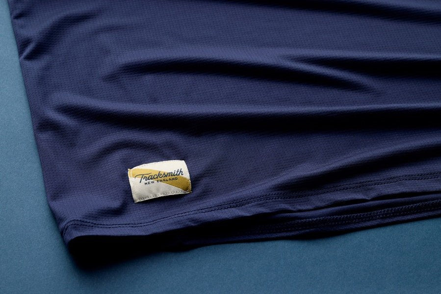 Tracksmith Women's Twilight Crop Tank – Navy - Interval Running