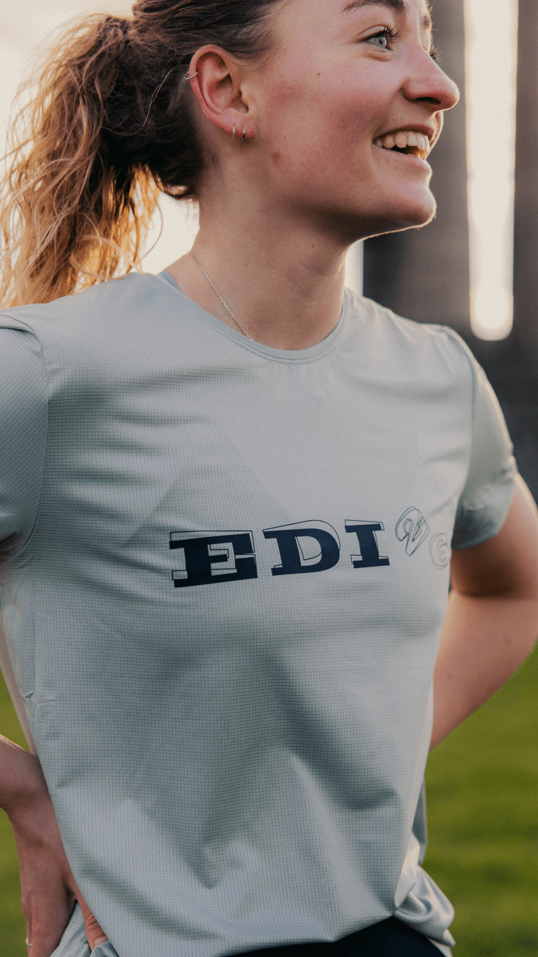 Tracksmith Women's Twilight Tee – Edi '26 – Jadeite - Interval Running