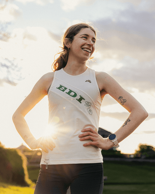 Tracksmith Women's Van Cortlandt Singlet – Edi '26 – Ivory - Interval Running