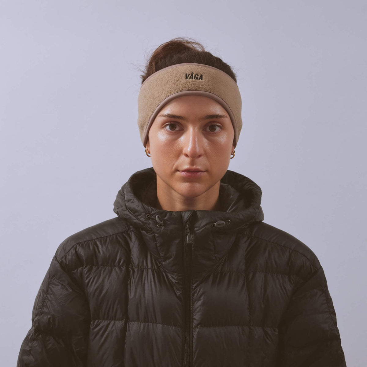 VÅGA Fleece Headband – Taupe - Interval Running
