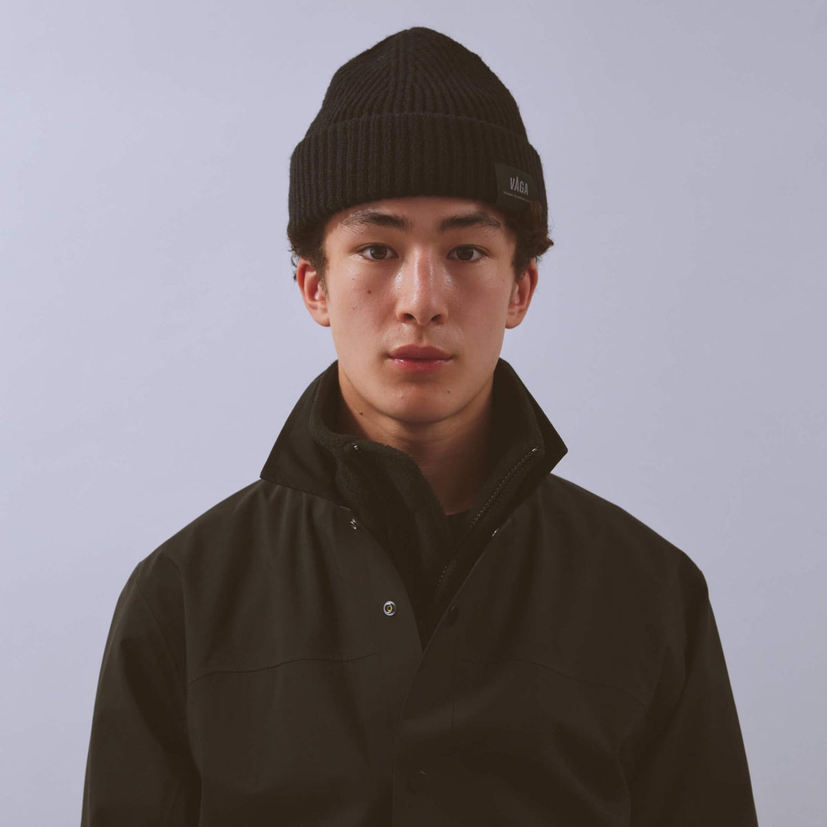 VÅGA Midweight Beanie – Black - Interval Running