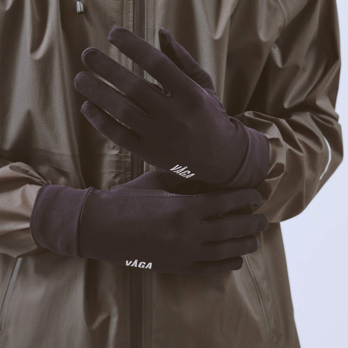 VÅGA Tempo Lite Gloves – Black - Interval Running