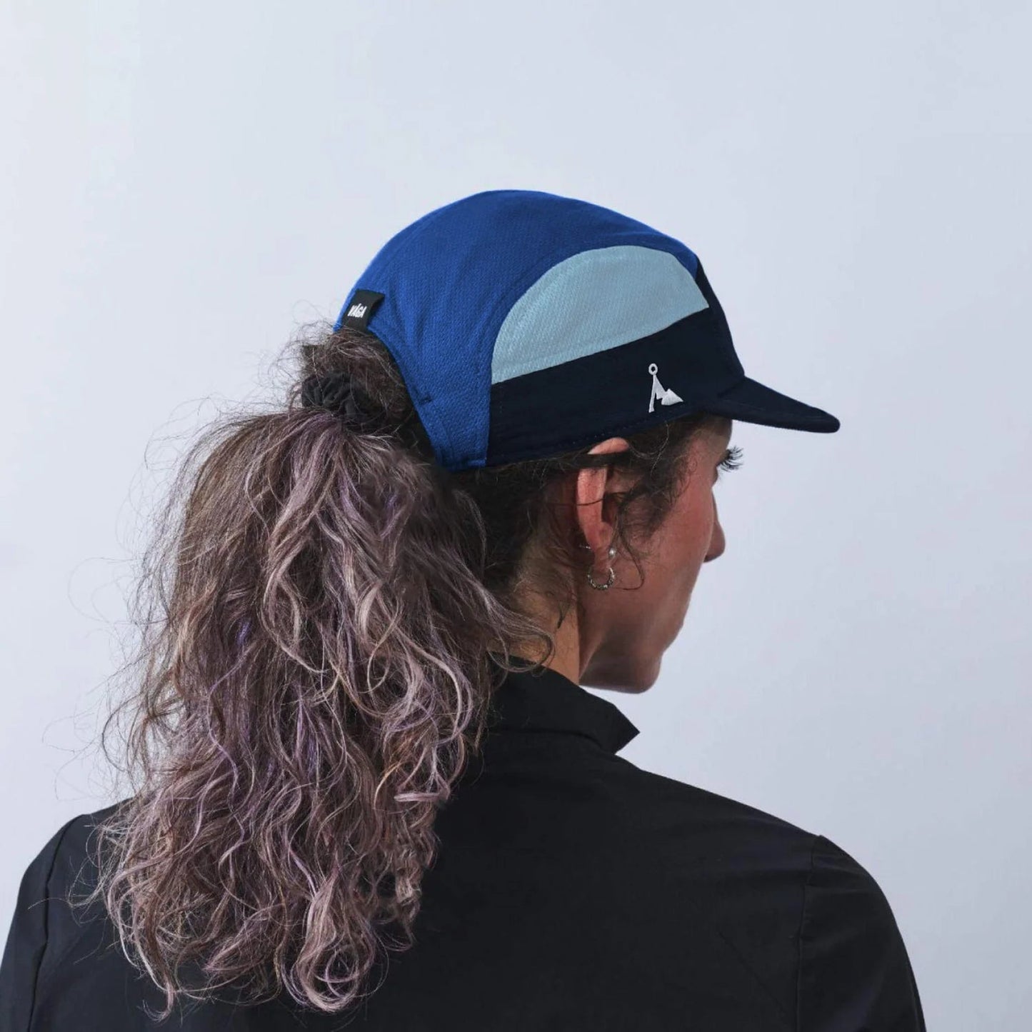 VÅGA Club Cap – Bluebird - Interval Running