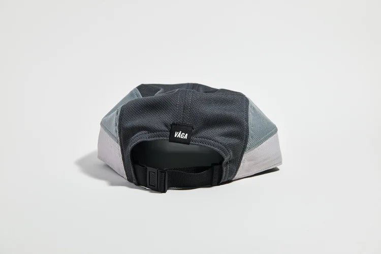 VÅGA Club Cap - Light Grey / Mid Grey / Charcoal - Interval Running