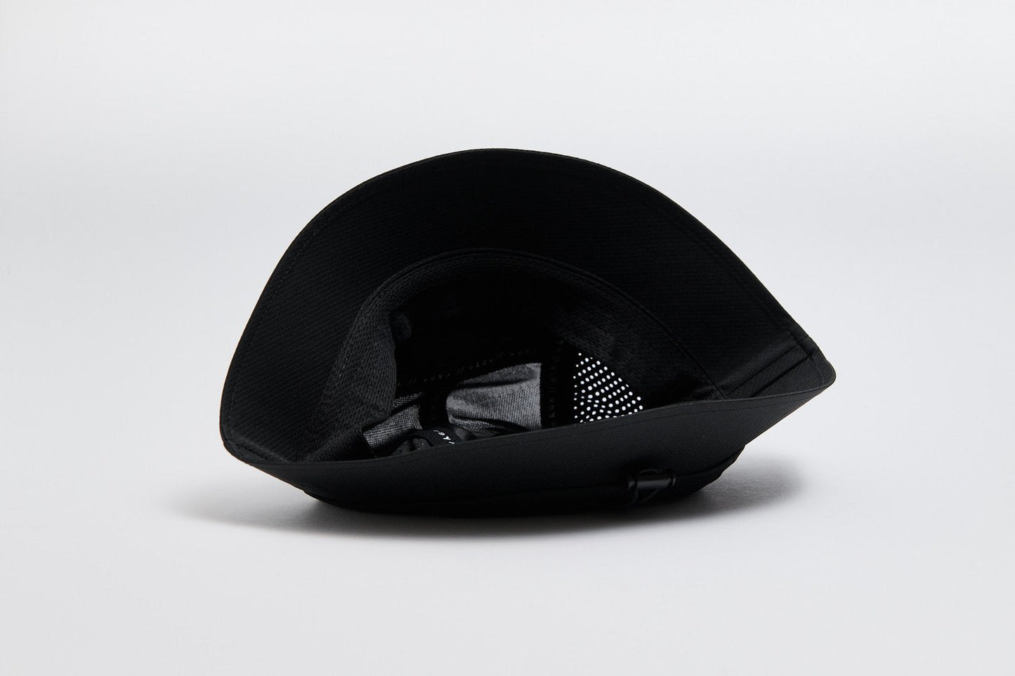 VAGA Feather Bucket Hat – Storm Black - Interval Running