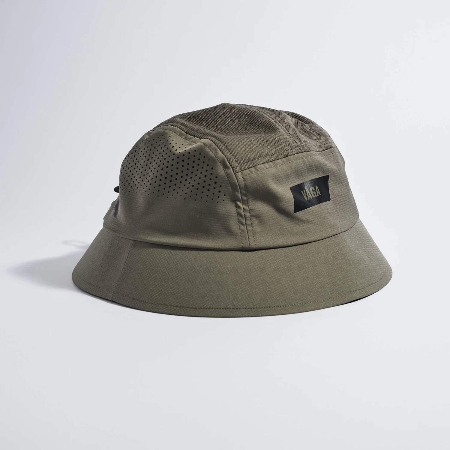 VÅGA Feather Bucket Hat – Taupe - Interval Running