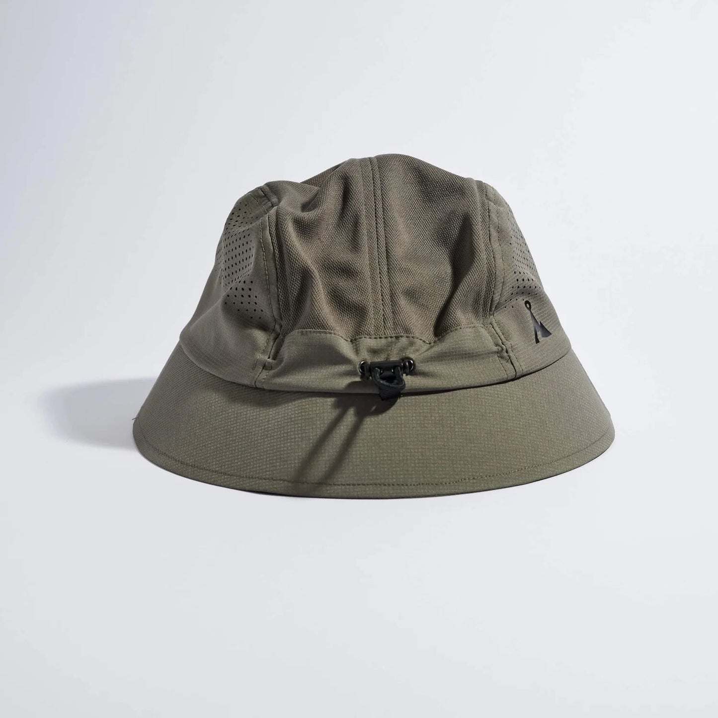 VÅGA Feather Bucket Hat – Taupe - Interval Running