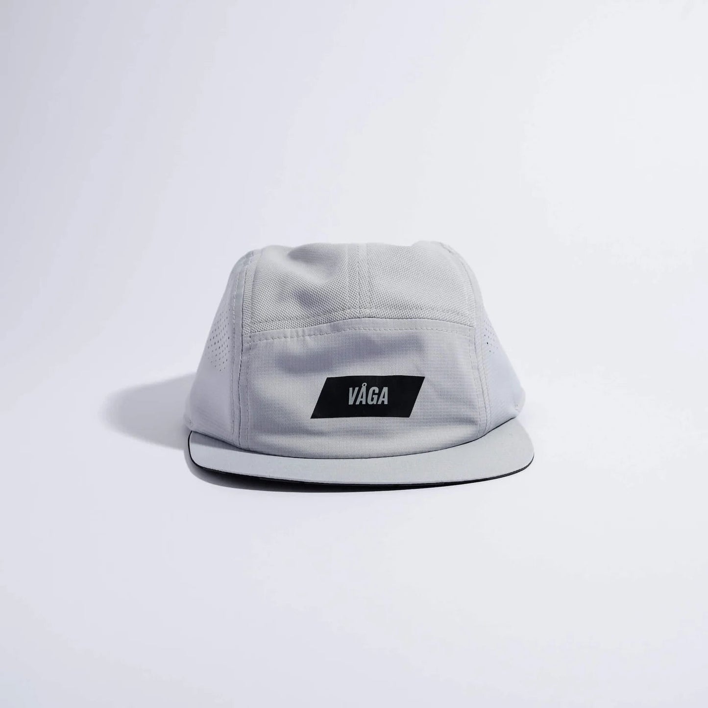 VÅGA Feather Racing Cap – Aluminium Grey - Interval Running