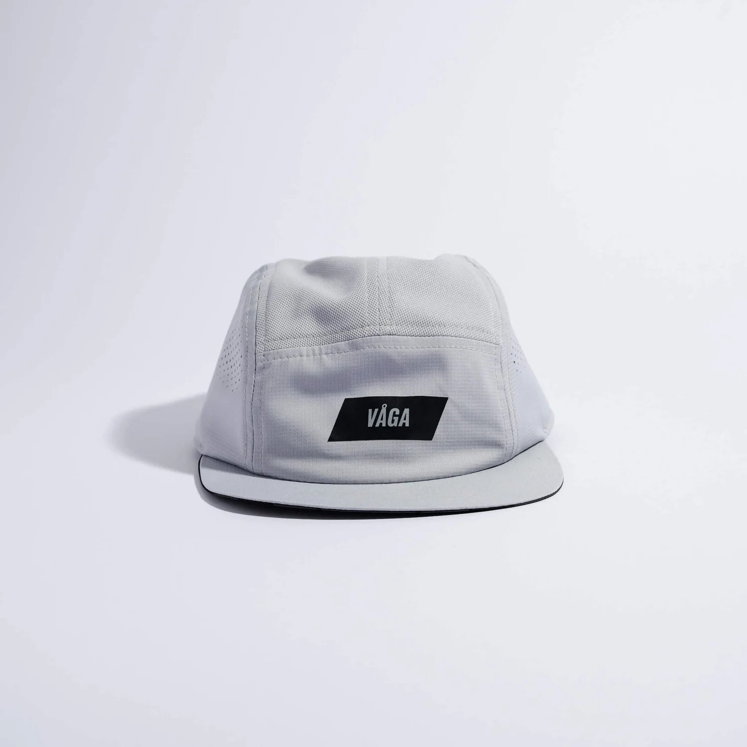 VÅGA Feather Racing Cap – Aluminium Grey - Interval Running
