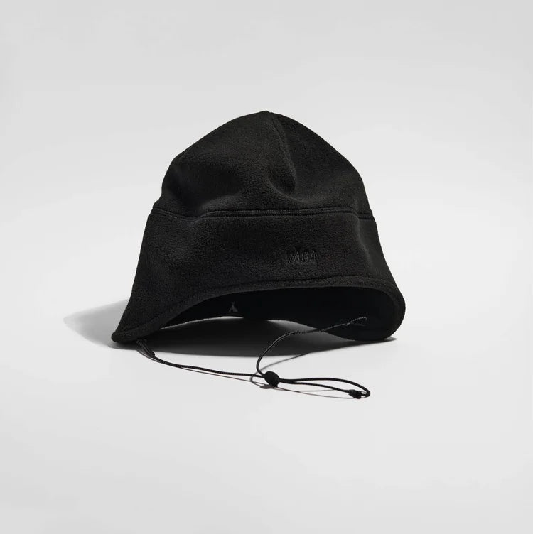 VÅGA Fleece Summit Beanie - Black - Interval Running