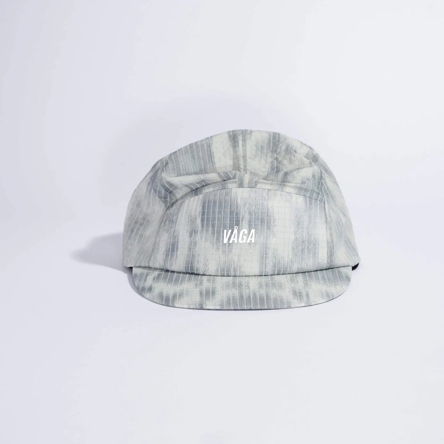 VÅGA Night Club 2.0 – Light Grey / Silver - Interval Running