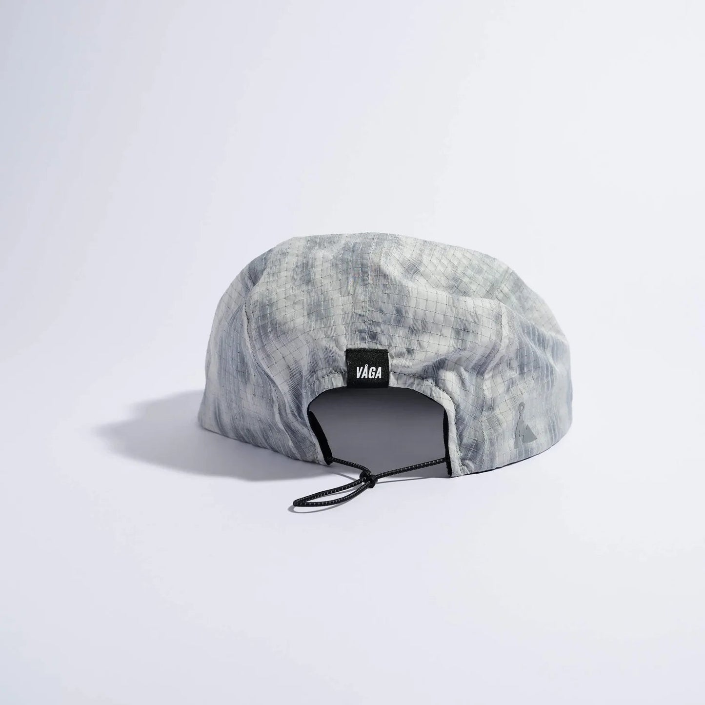 VÅGA Night Club 2.0 – Light Grey / Silver - Interval Running