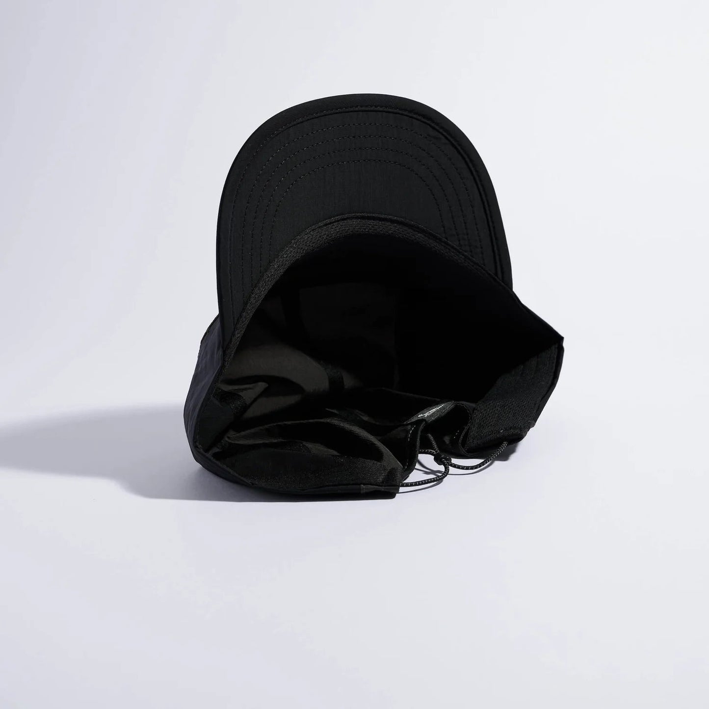 VÅGA Pacer Cap – Charcoal / Black / Brown - Interval Running