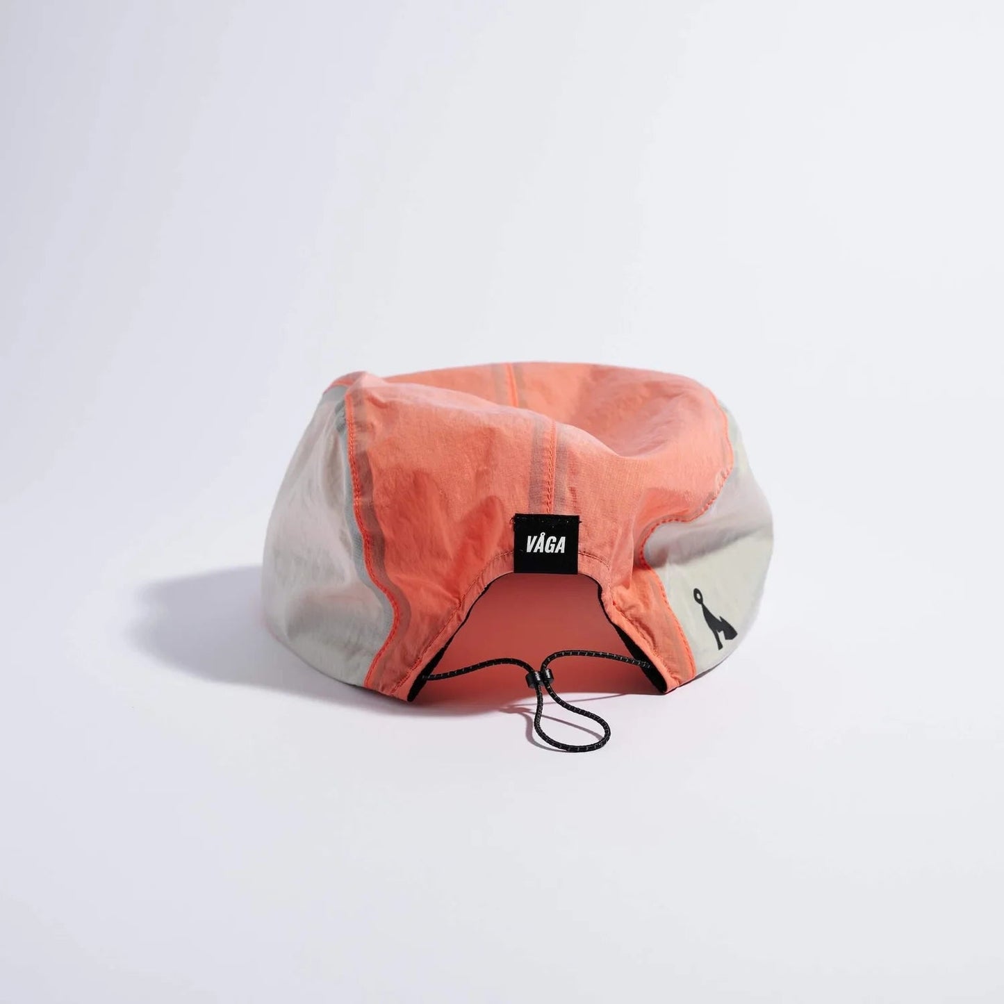VÅGA Pacer Cap – Flame Red / Coral / Dust Grey - Interval Running