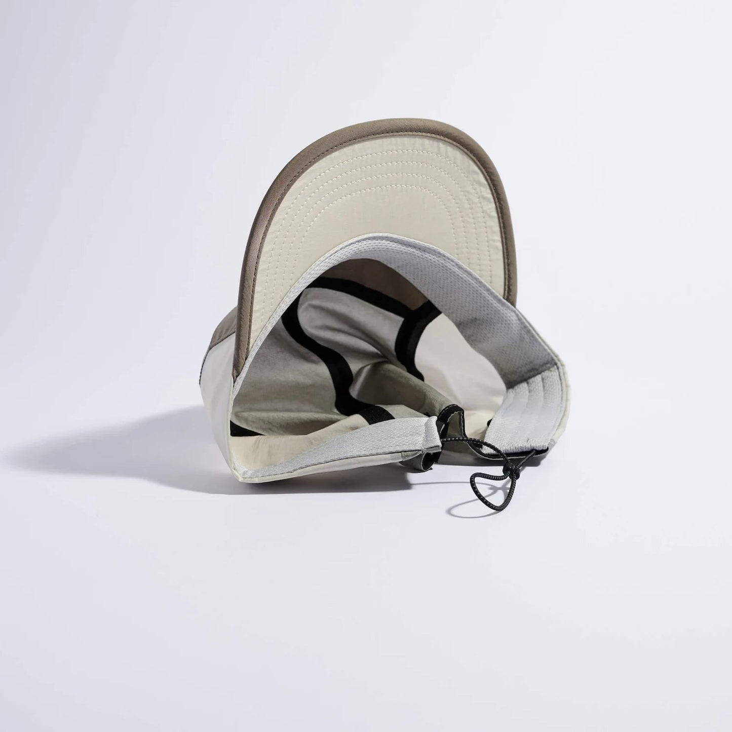 VÅGA Pacer Cap – Taupe / Aluminium Grey / Dust Grey - Interval Running