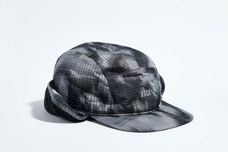 VÅGA Padder Hiker Cap - Silver / Reflective - Interval Running