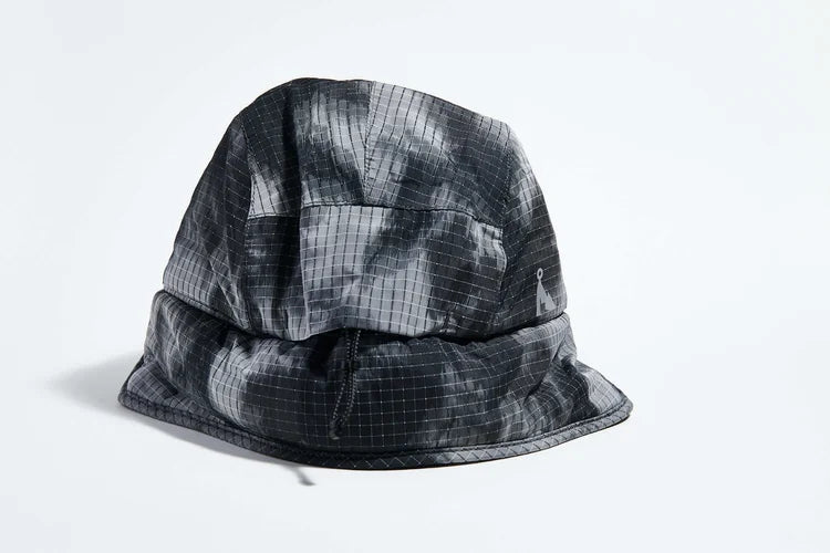 VÅGA Padder Hiker Cap - Silver / Reflective - Interval Running