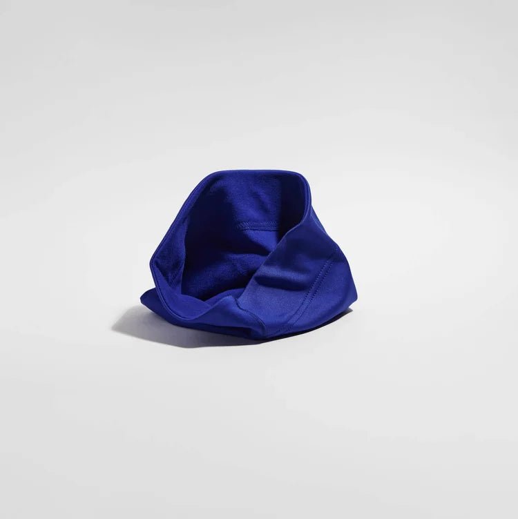 VÅGA Performance Skull Cap - Electric Blue - Interval Running